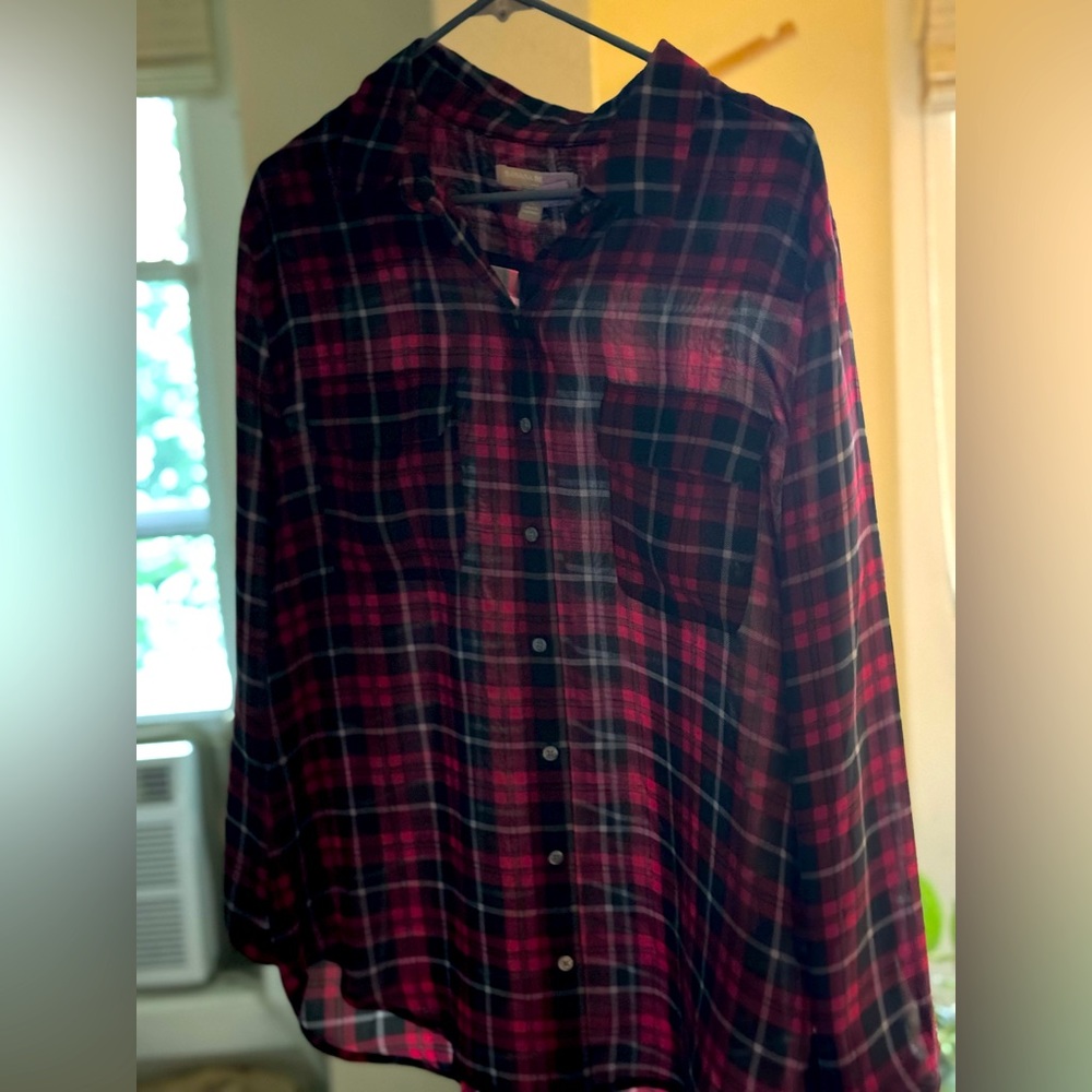 Banana Republic Plaid Button Up Blouse